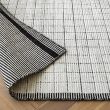 Taylor Bianca Black And White Grid Carpet