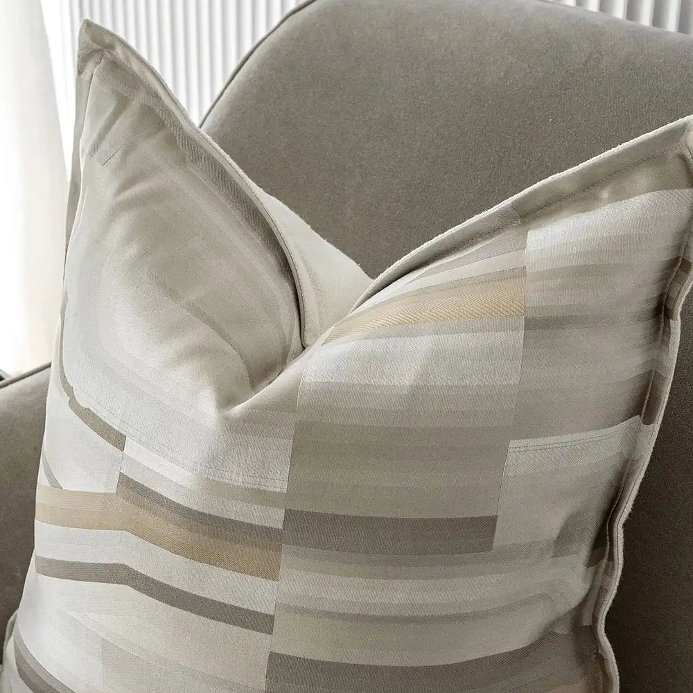 Gwyneth Bundle