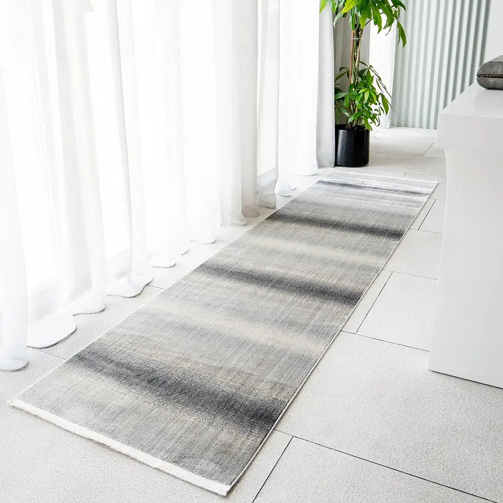 جايد اشتون طويل