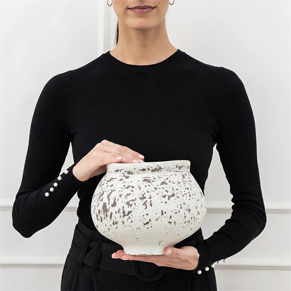 Miraflora Arneson