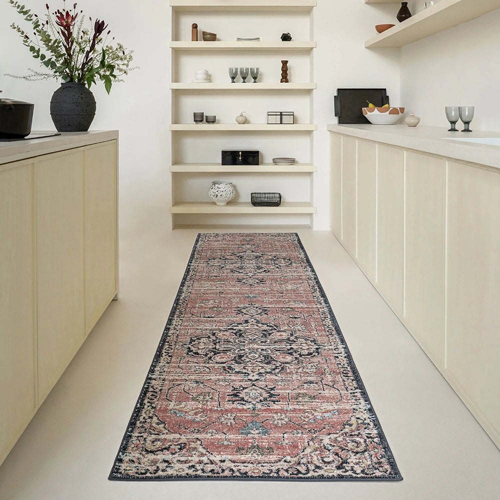 جوليان تراكوتا