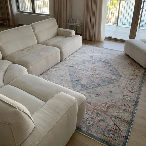 ليان ب.'s knothome review'