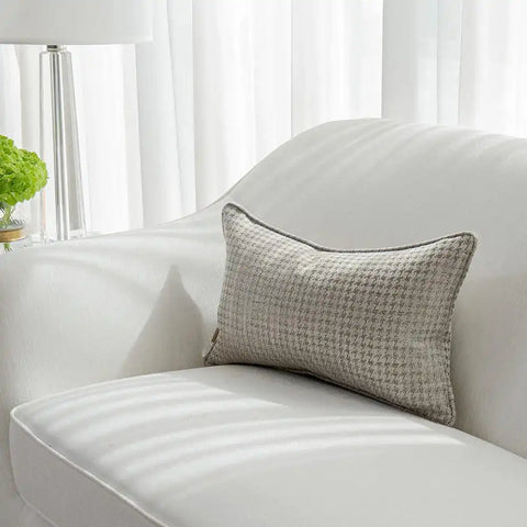 M M.'s knothome review'