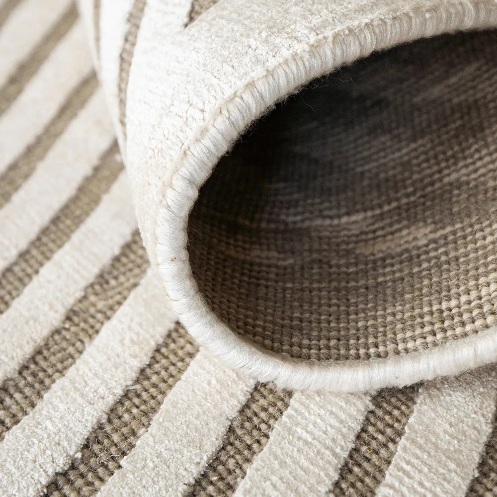 Maze Sandy Beige Retro Style Maze Carpet