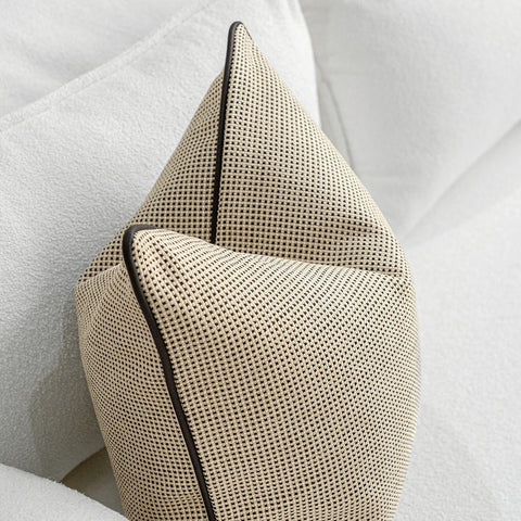 إلناز غيث's knothome review'