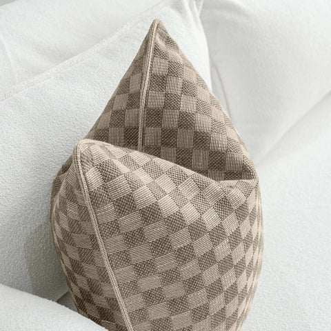 Leila Zadeh's knothome review'