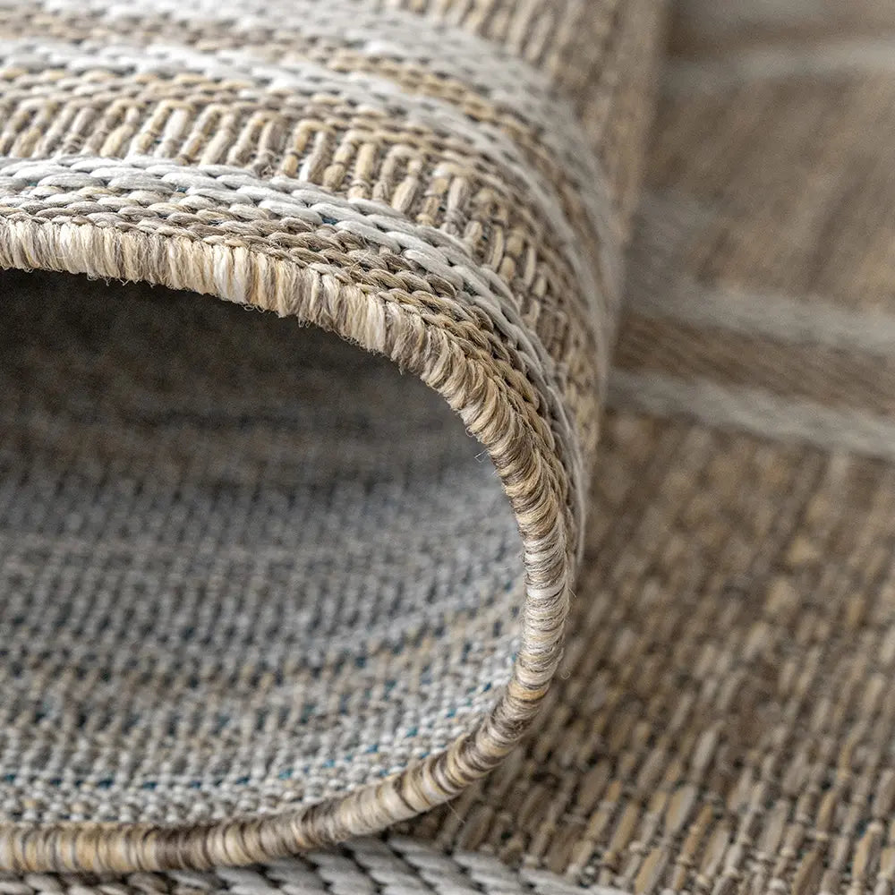 سمر وودز طويل