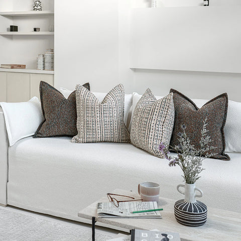 Anne Brown's knothome review'