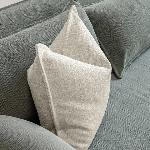 Lamya A.H.'s knothome review'