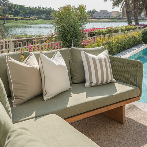 Reem Latif's knothome review'