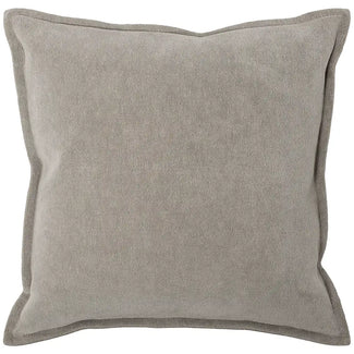 هايلي لوران