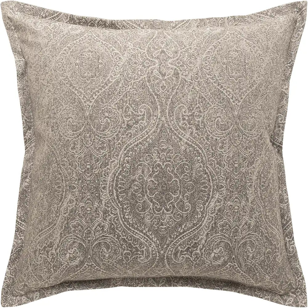 نـيـا لوران