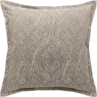 نـيـا لوران