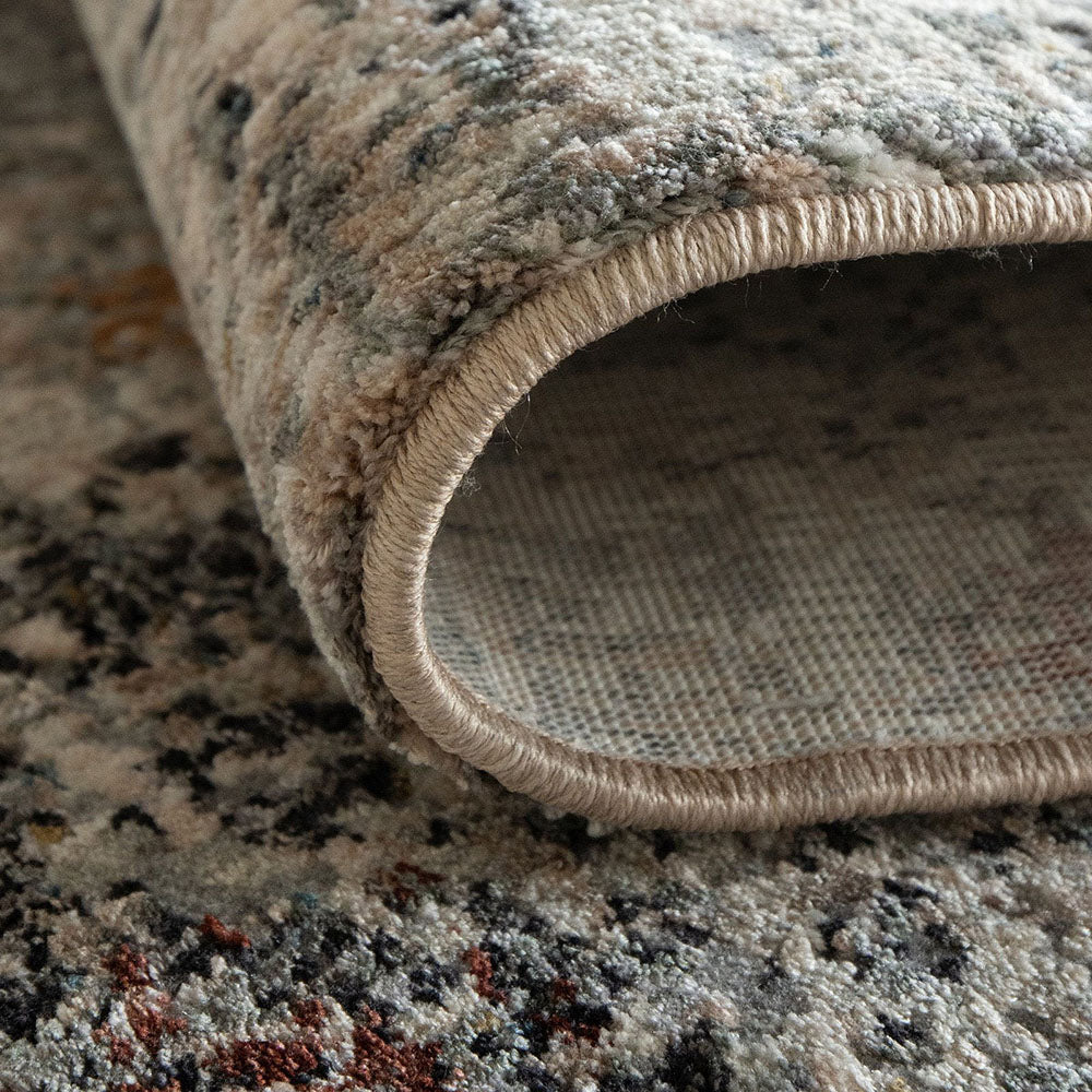 Ethan Ashton Rustic And Distressed Grey Carpet