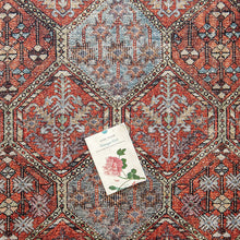 Vince Rosso Traditional Red And Beige Carpet